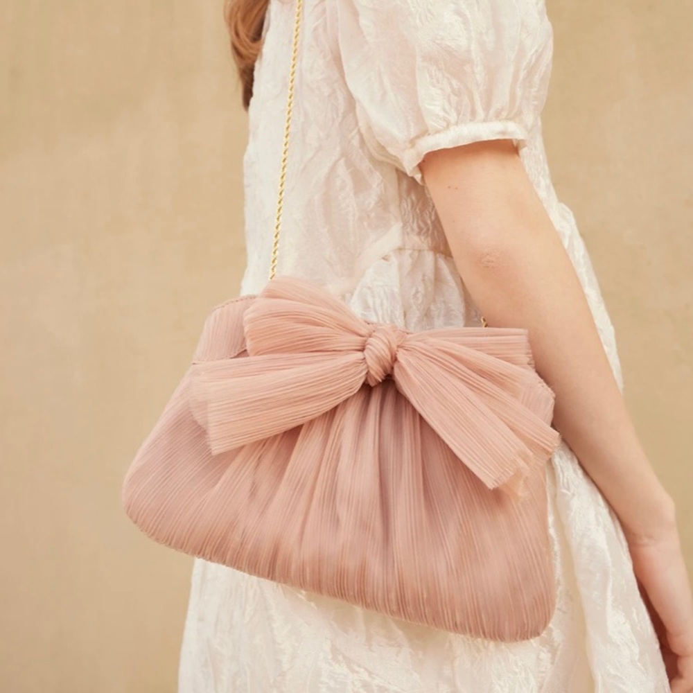 NWT Loeffler Randall Peach Rayne Clutch